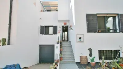 Casa Adosada en Rodalquilar con 3 Dormitorios y Garaje