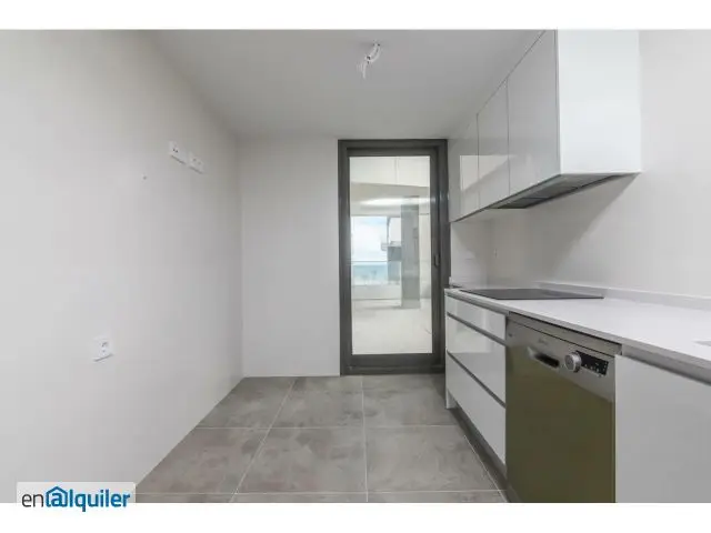 Alquiler Piso Ascensor Playa San Juan 3 Dormitorios 2 Ba
	nos