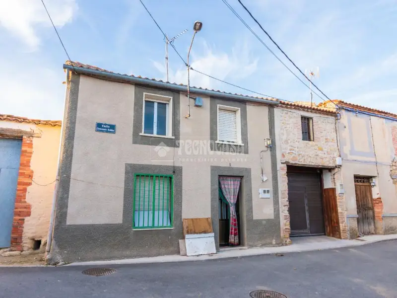 Casa en venta en Armuña