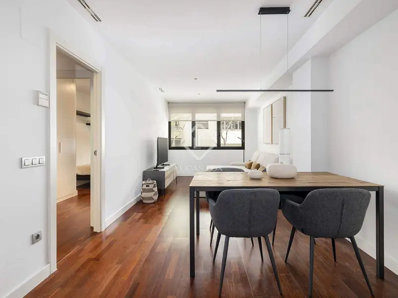 Apartamento en Alquiler Barcelona 3 Dormitorios 2 Baños Terraza