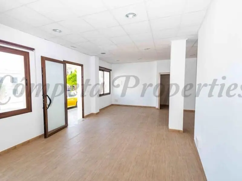 Local Comercial en Torrox Centro 65m2