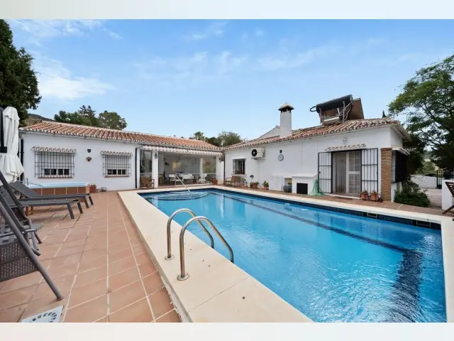 Casa Villa 4 Dormitorios Almogía Málaga