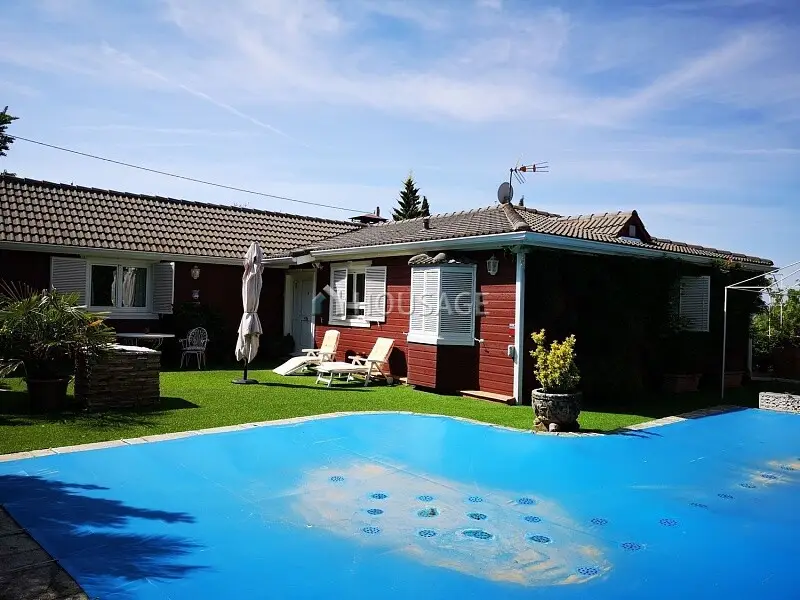 Chalet con Piscina y Geotermia en Robledo de Chavela
