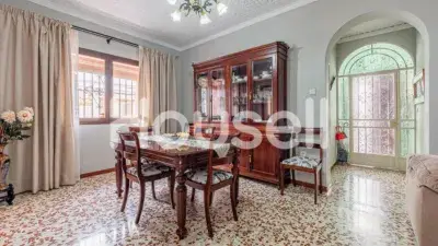 Casa en venta en Calle de la Virgen de los Reyes