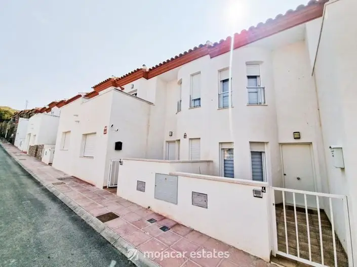 Adosados en Venta Guazamara Almeria 3 Dormitorios 3 Banos