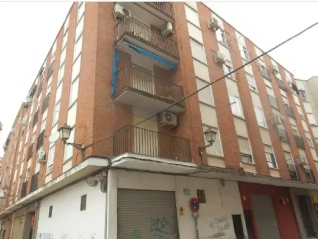 Piso en venta en Calle del Poeta Rafael Morales, 4