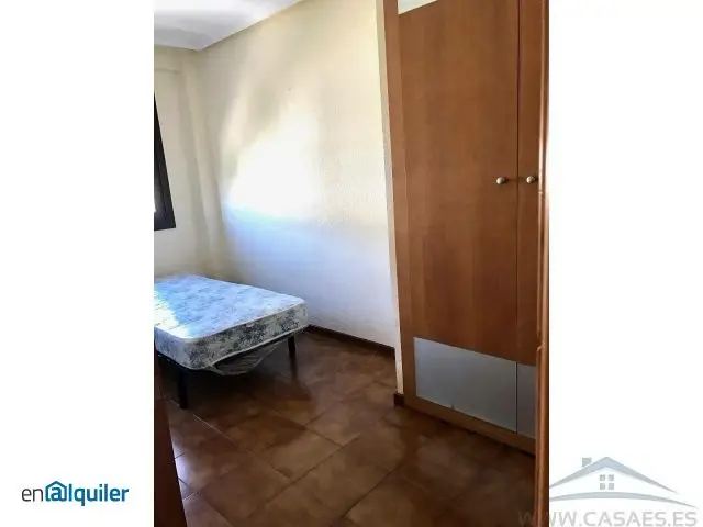 Alquiler Piso 3 Dormitorios Roquetas de Mar Temporada Escolar