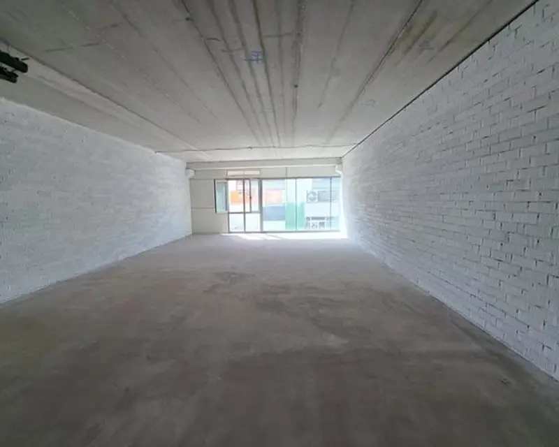 Local comercial 104m2 Coslada Av Fuentemar