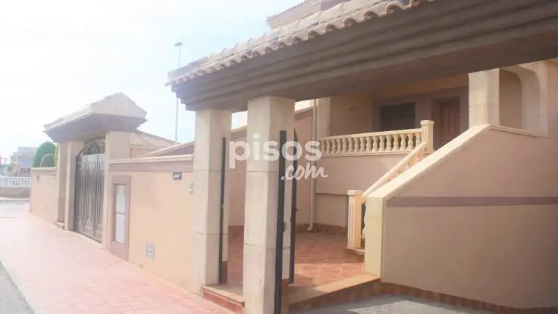 Casa en Venta en Las Merindades 3 habitaciones 3 baños piscina