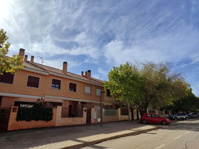 Venta Adosado con calefacción en San Roque, Almansa - Ref: 2024244