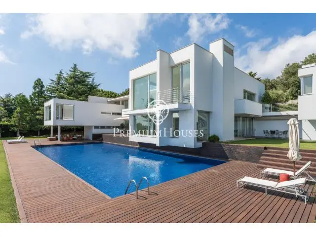 Casa de Lujo en Supermaresme con Vistas al Mar