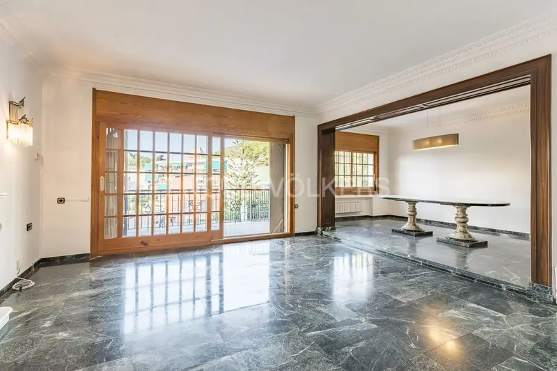 Chalet con Vistas al Mar en Castelldefels