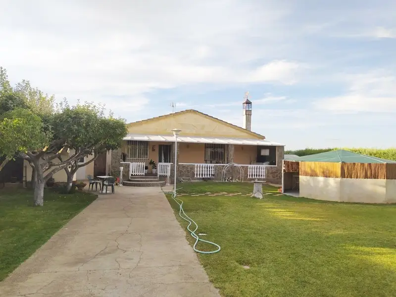 Chalet en Venta Castellanos de Villiquera 3 Dormitorios Piscina