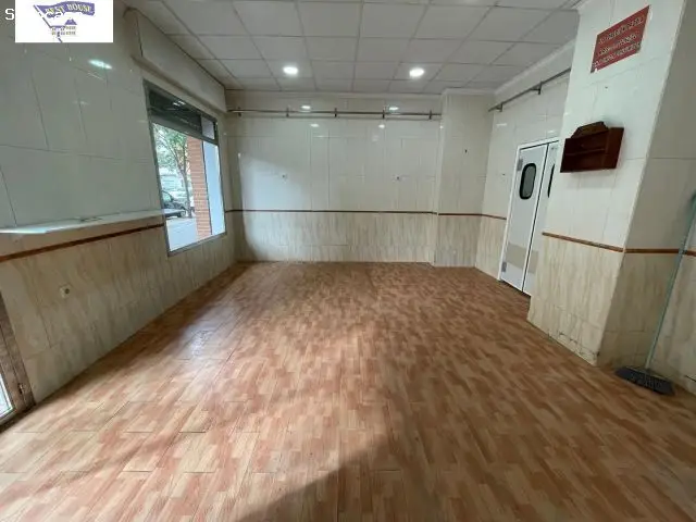 Local en Alquiler 65m2 Aire Acondicionado PMR