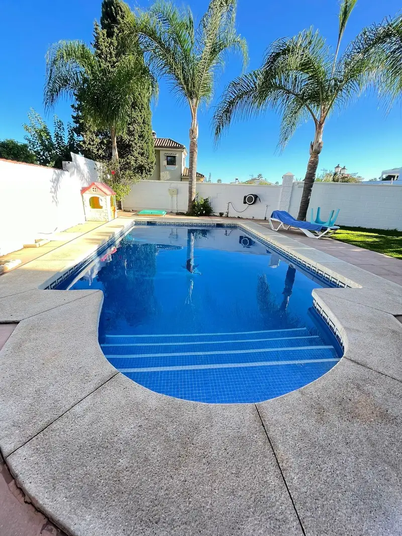 Casa Villa 5 Dormitorios Estepona