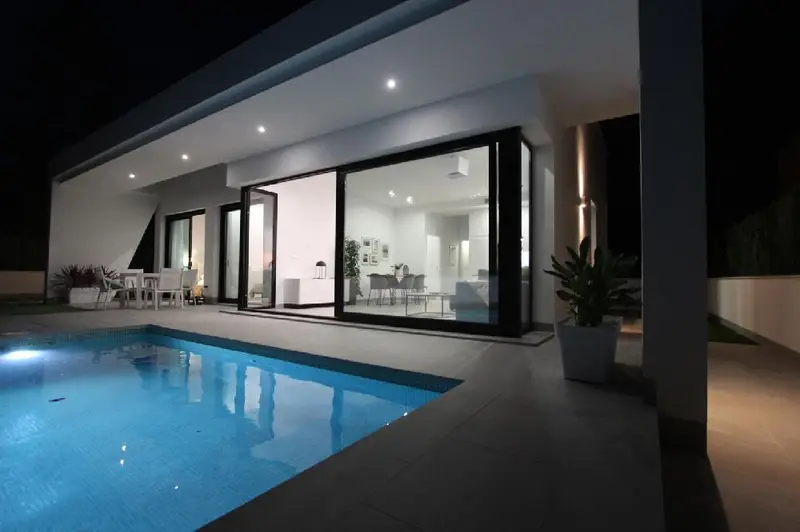 Villa en Venta en Campoverde 3 Dormitorios Piscina Privada