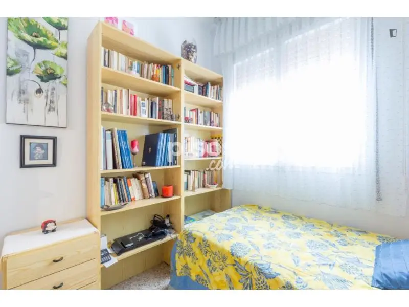Habitaci
ón en Alquiler en Sant Andreu Barcelona