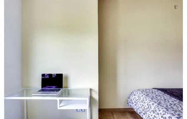 Apartamento 8 Dormitorios Barcelona Estudiantes 3 24 Meses