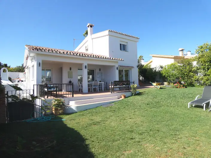 Villa 5 Dormitorios San Pedro Alcántara Cerca Playa