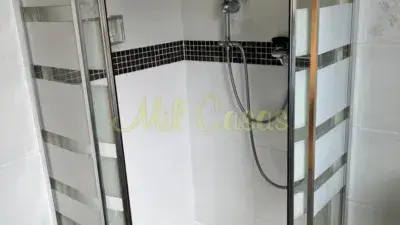 Piso en venta Noia 3 dormitorios 77m2 Casco Historico