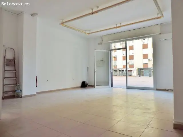 Alquiler Local Comercial Nueva Andalucia 40m2