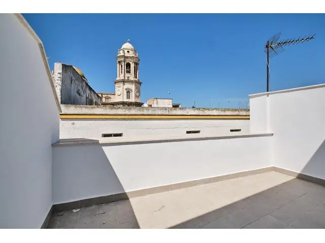 Atico Reformado Cadiz Centro Cerca Catedral