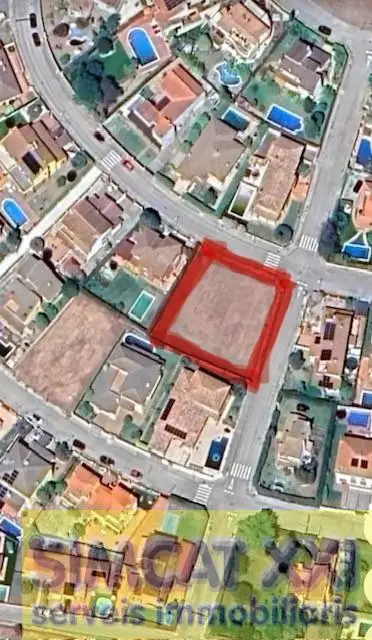 Venta Terreno en Avinyonet de Puigventós 1000m2