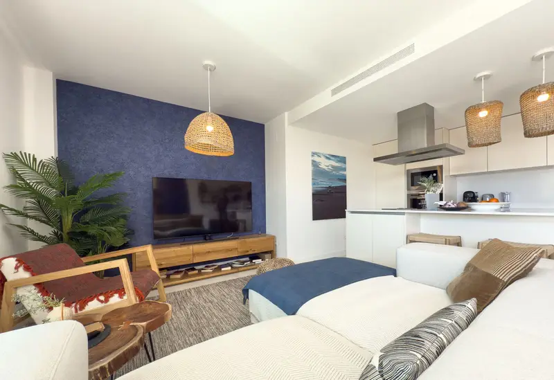 Apartamento 3 Dormitorios en Venta Selwo Estepona