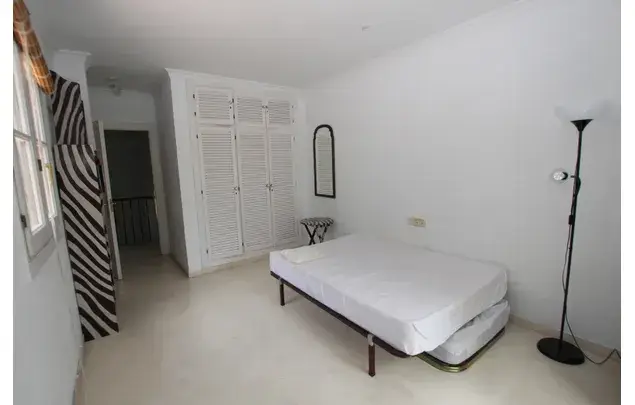Alquiler Villa 3 Dormitorios Las Chapas Marbella Jardin Privado