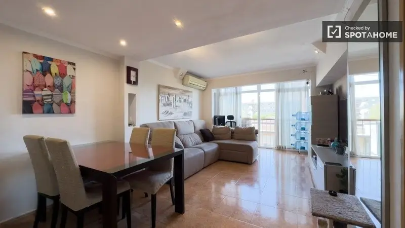 Apartamento 3 dormitorios 1 ba
											
											
											
										
										
									
								
							
						
					
				
			
		
	

											
											
											
										
										
									
								
							
						
					
				
			
		
	
Barcelona Spotahome