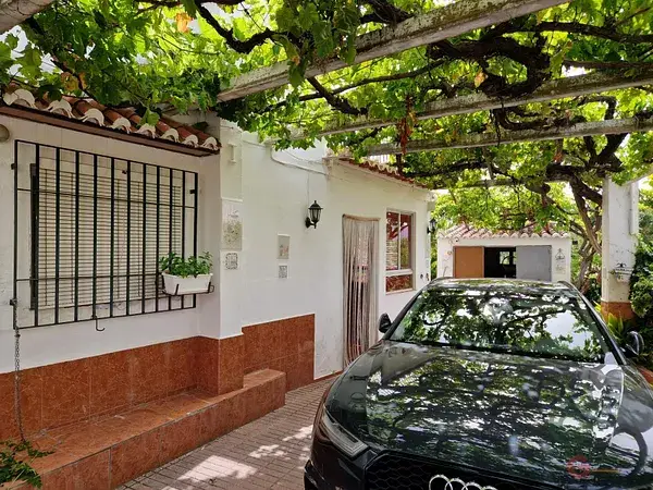 Finca Rustica con Cortijo en Lobres