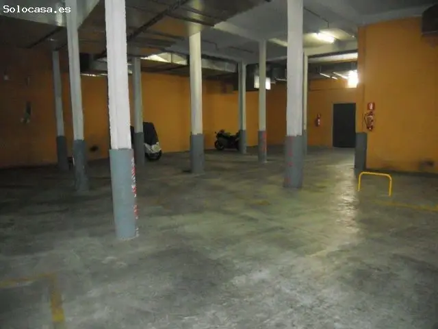 Parking Moto Barcelona Alquiler Plaza 3m2