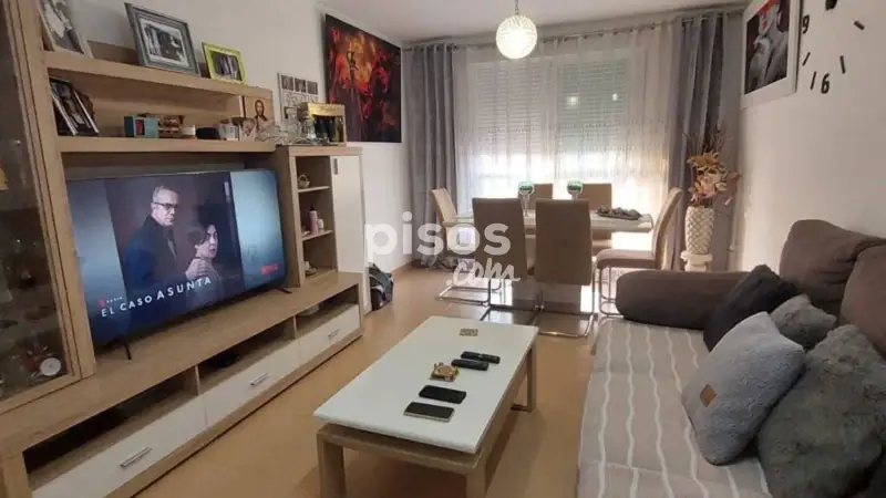 Piso en Venta en Almassora: 3 Habitaciones, 2 Baños, Cocina Equipada