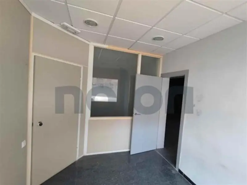 venta Local Comercial en Almería, Almería Provincia (MGR-592276)- Globaliza
