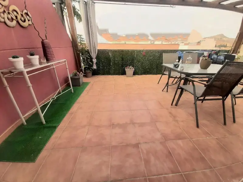 Venta Ático Lorca Piscina Fuerzas Armadas