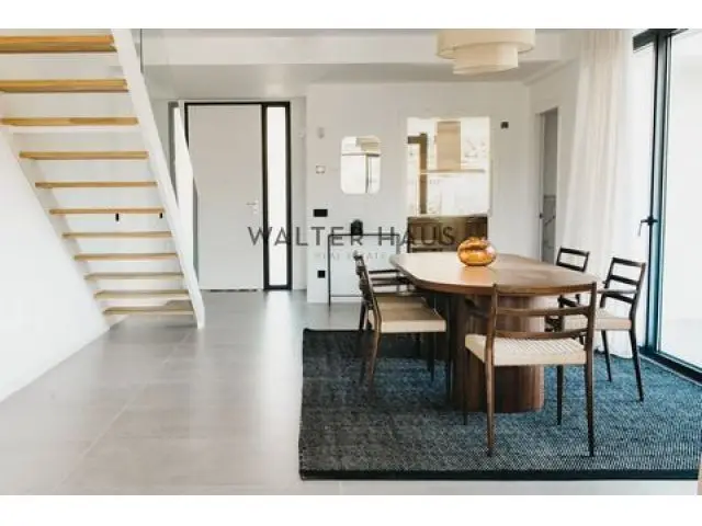 Villa de Lujo en Bellaterra con Jardín, Piscina y Terraza