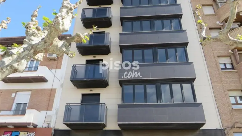 Piso en venta en Plaça de Pau Casals