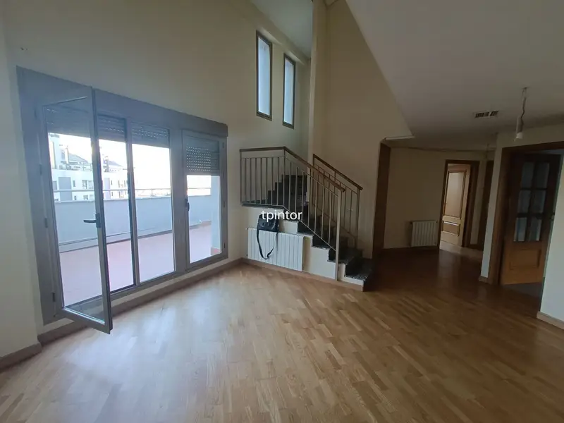 Venta Ático con Terraza en El Rodeo Cáceres
