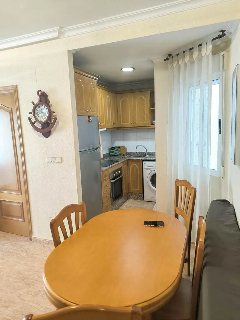 Apartamento en venta Torrevieja 2 dormitorios cerca de la playa