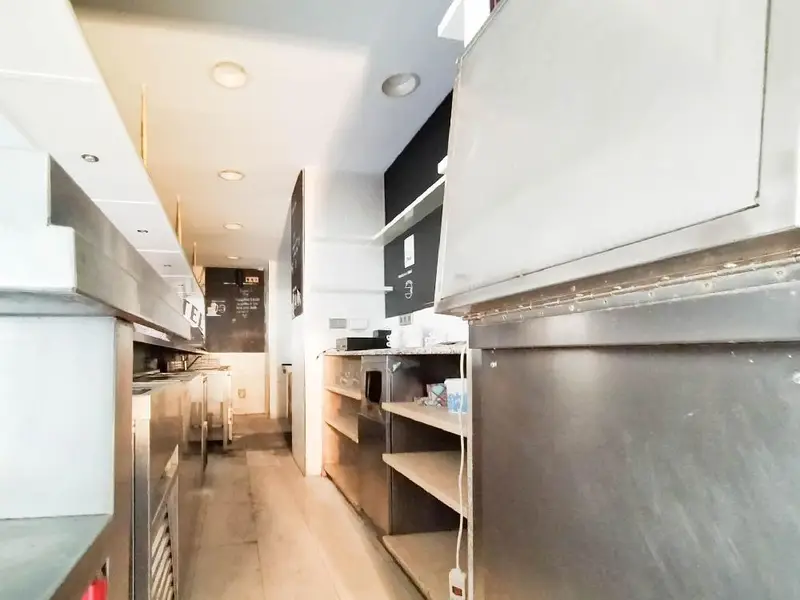 Venta Local Comercial San Juan Bautista Madrid