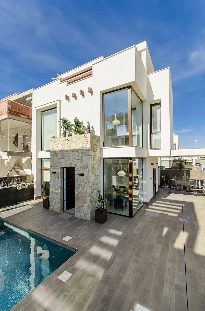 Chalet en Venta en Almeria ciudad con Piscina Privada y Solarium