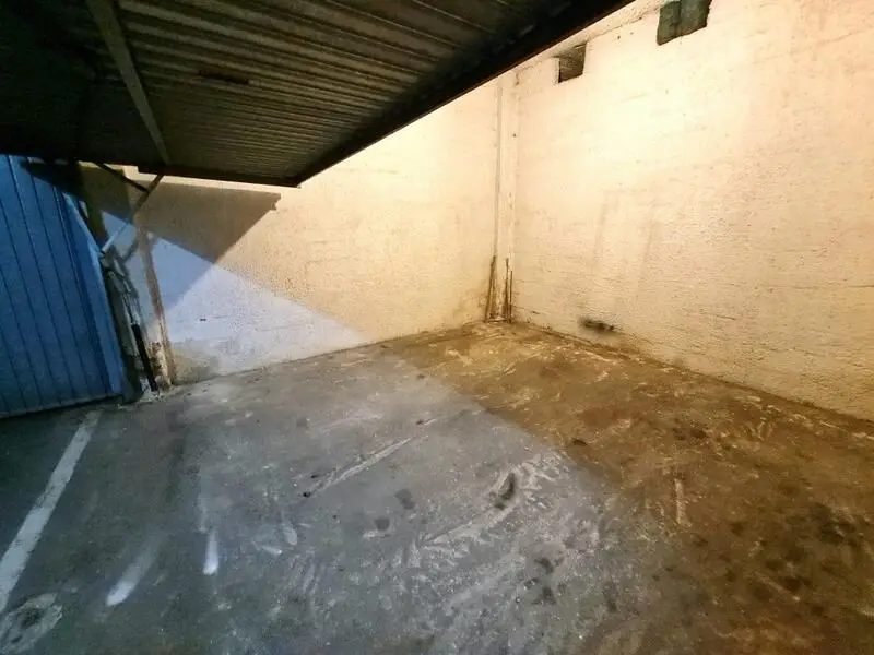Garaje Doble en Benidorm Centro Gran Capacidad Almacenamiento