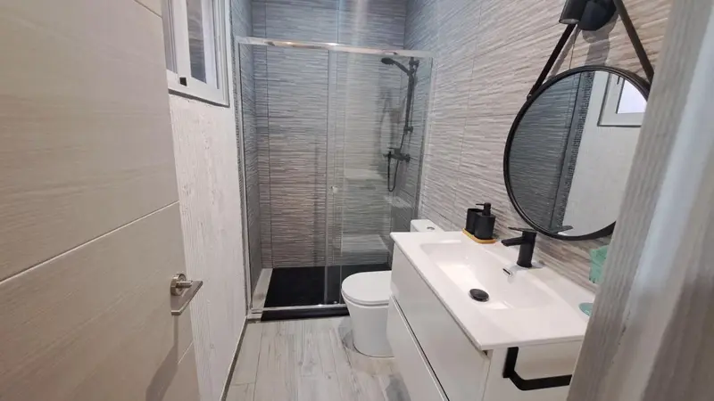 Apartamento Reformado en Carcaixent con 4 Dormitorios y Terraza