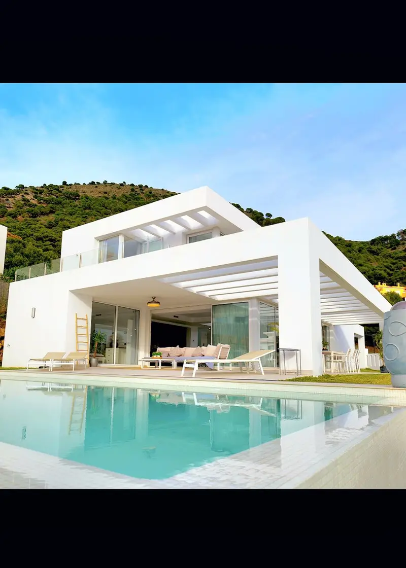 Villa Moderna con Vistas al Mar en Mijas