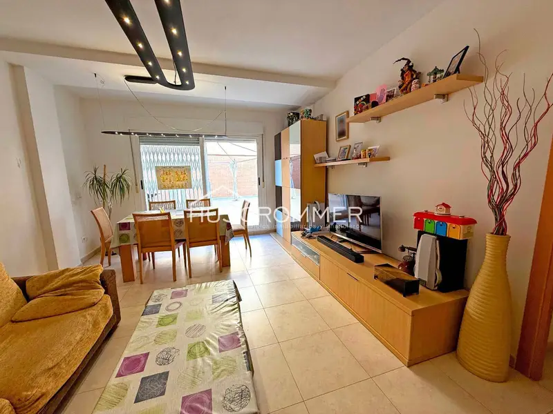 Piso en Venta en Castellón 3 Habitaciones 2 Baños Terrazas Garaje