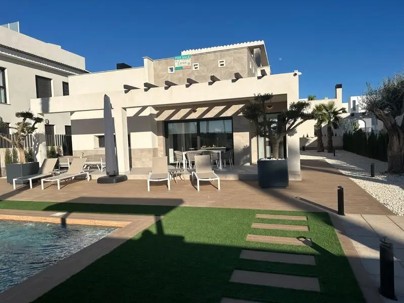 Villa 3 Dormitorios Ciudad Quesada Moderna Planta Baja