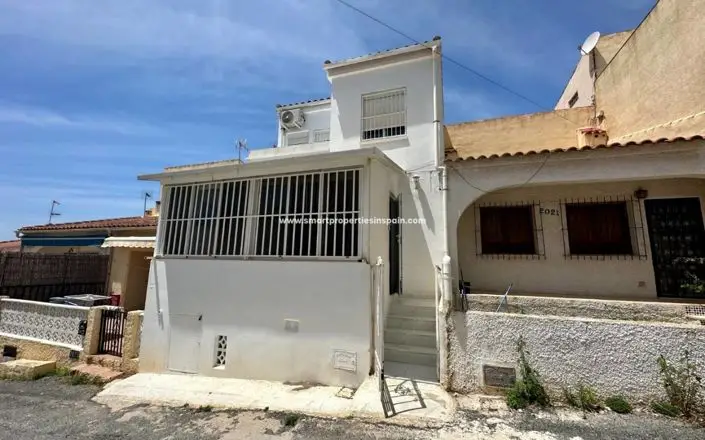 Casa Adosada 2 Dormitorios La Marina Costa Blanca