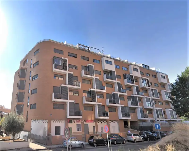Garaje en Venta en Guadalajara Calle Sopetran