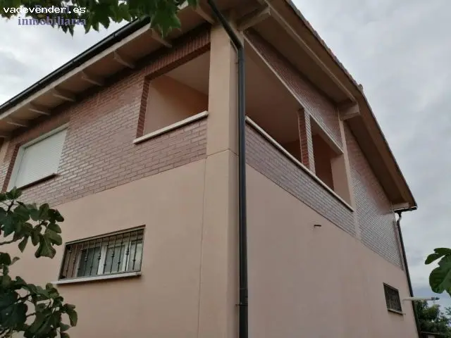 Casa con terreno en Lardero 3 habitaciones