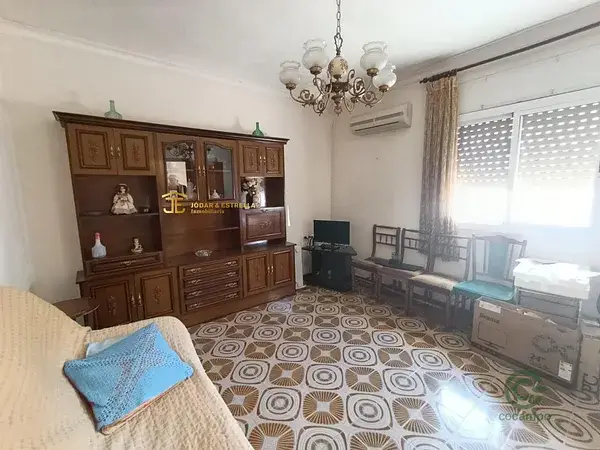 Chalet en Lorca con 2 Casas y 2 Almacenes